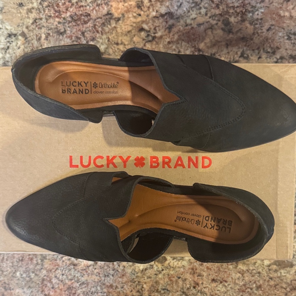 New in box! Not worn - Lucky Brand women’s Minnsy Black heels. Size 8.5